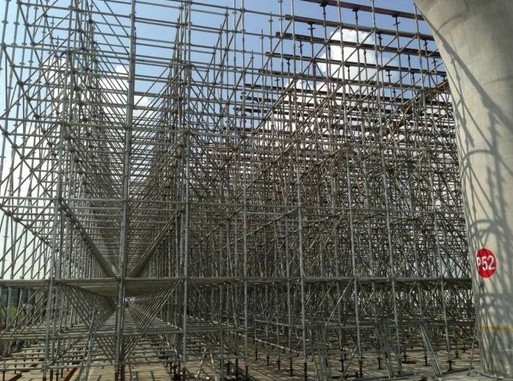 【蘇州腳手架搭拆廠家】不牢固、不穩(wěn)定★通通不要